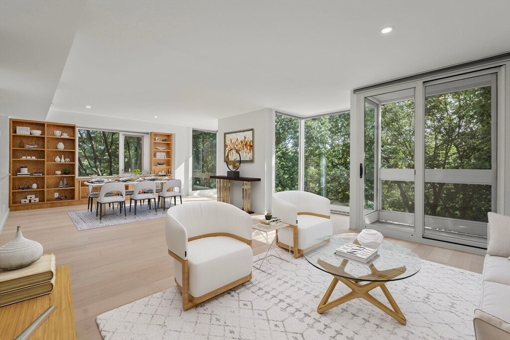 Foto principal - 975 Memorial Dr