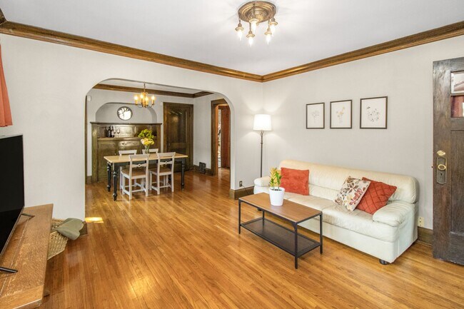 Foto del edificio - Wonderful 2 Bedroomed House in the heart of Saint Paul.