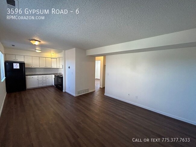 Building Photo - 3596 Gypsum Rd