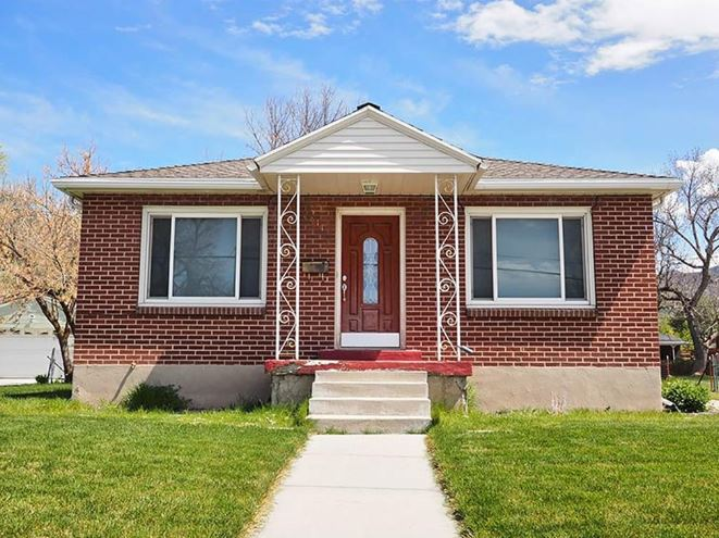 Primary Photo - 655 E Riviera Cir