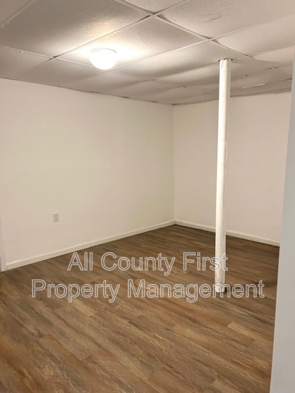 Foto del edificio - 2371 Whites Mill Rd