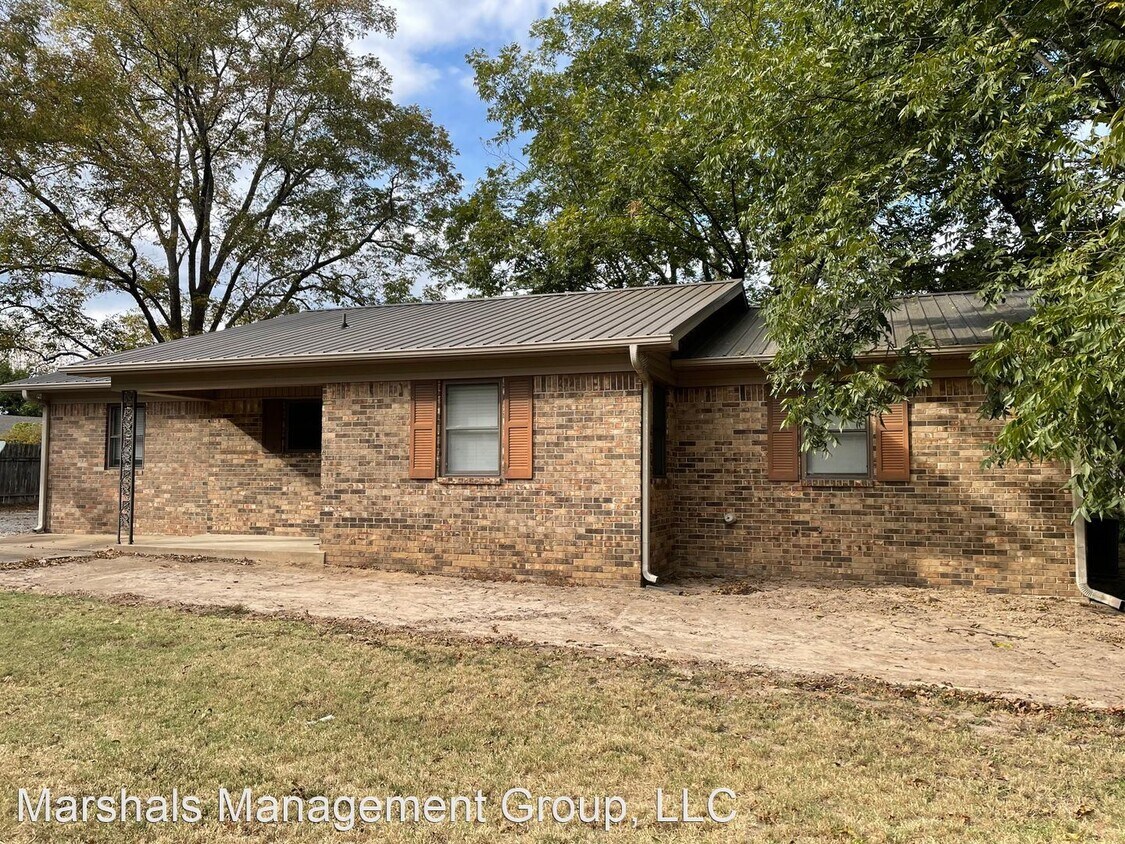 3 br, 2 bath House 2122 Pleasant Valley House Rental in Van