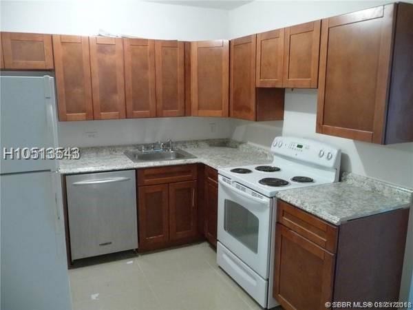 Foto del edificio - 1430 N 64th Ave