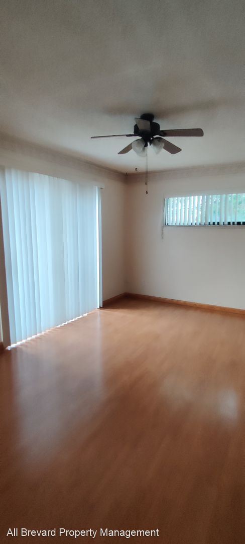Building Photo - 2 br, 1.5 bath House - 3315 River Villa Way
