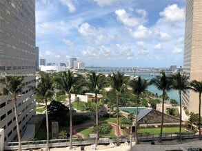 Building Photo - 325 S Biscayne Blvd
