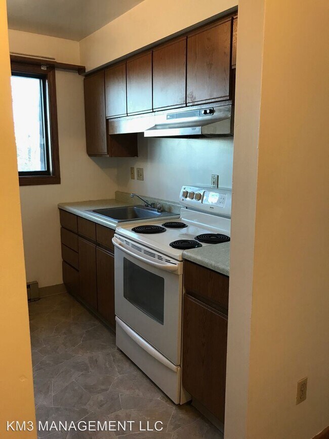 Foto del edificio - 1221 Leatherwood Dr