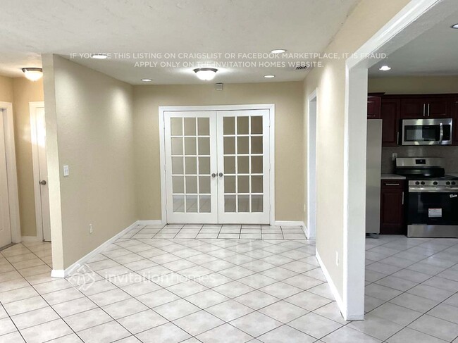 Building Photo - 15615 SW 108th Ct