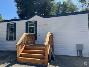 Building Photo - 2291 Guerneville Rd