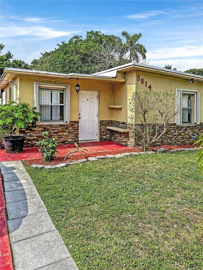 Foto del edificio - 5614 Taylor St