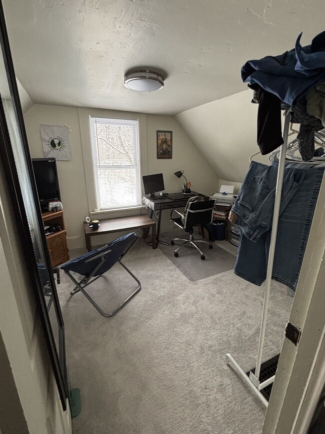 Building Photo - 107 S Harrison Rd