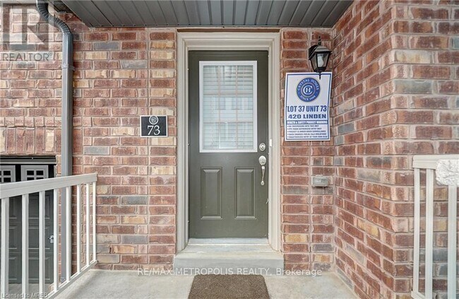 Photo du bâtiment - 420-420 Linden Dr
