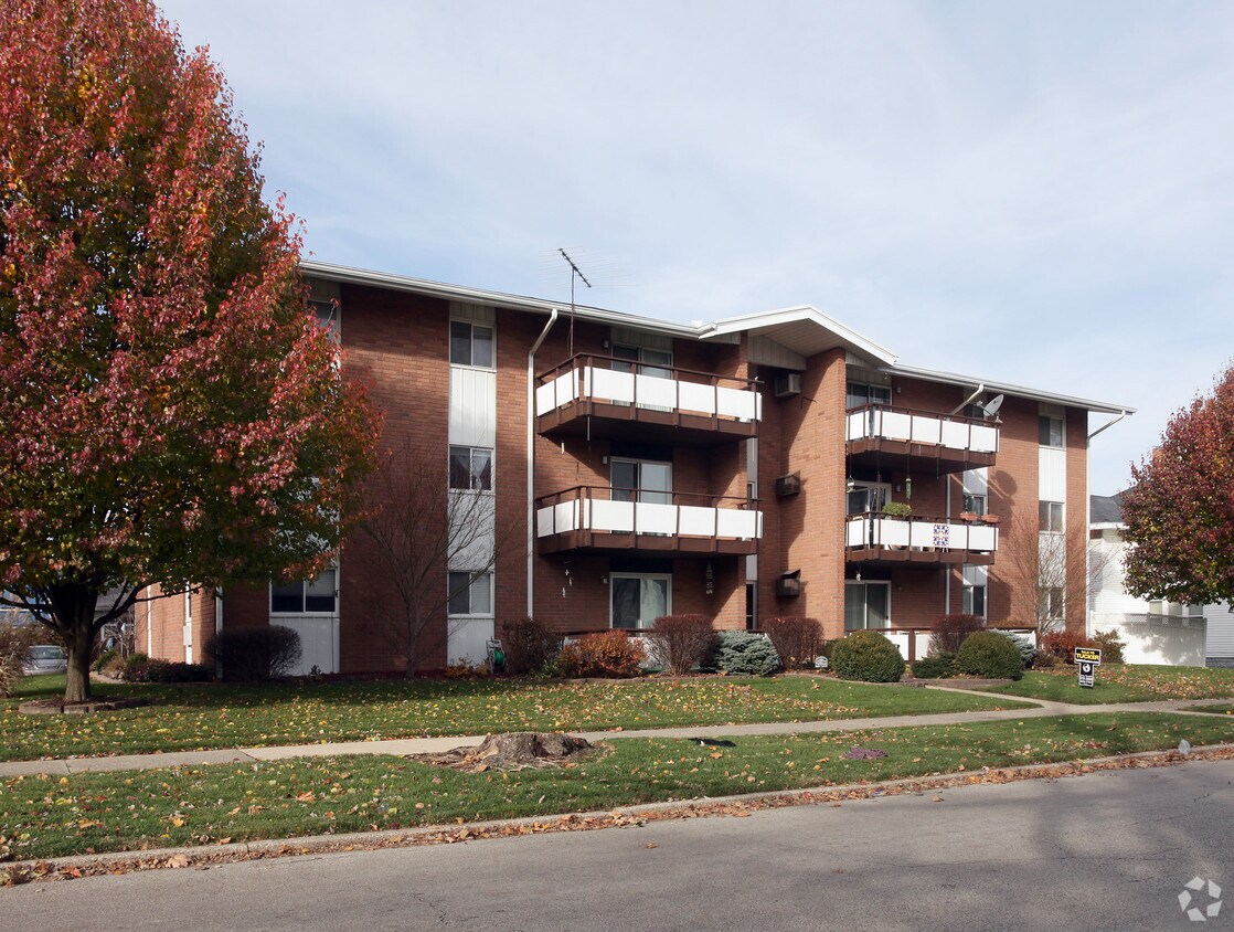 Primary Photo - 310 N West St