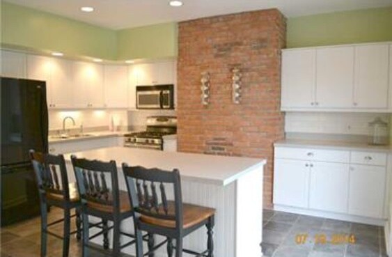 Kitchen - 3127 Josephine St