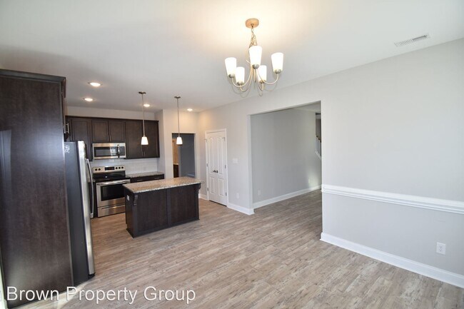 Building Photo - 4 br, 3 bath House - 372 Croft Dr