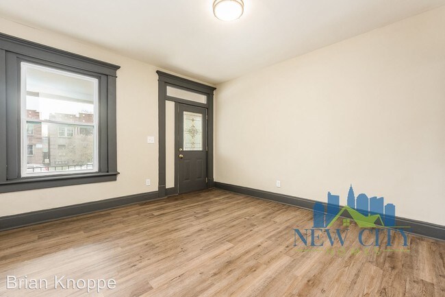 Foto del edificio - 382-384 Chittenden Ave