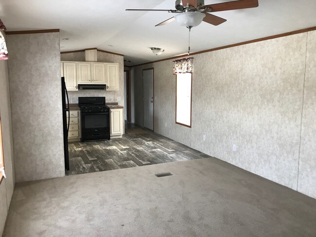 Foto del edificio - 7273 Morrow Rd