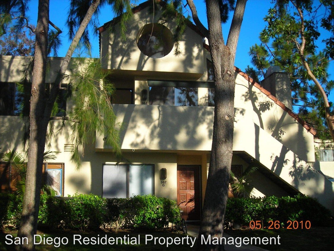 Primary Photo - 2 br, 2 bath House - 367 N. Melrose Dr. #H
