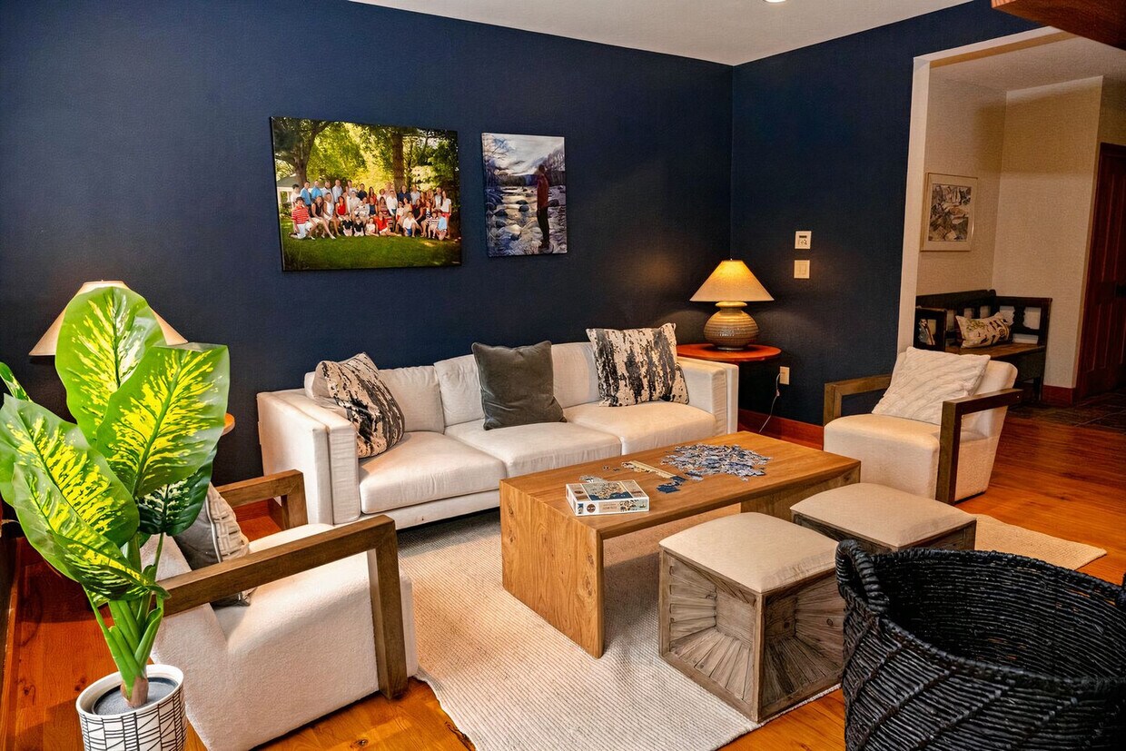 Foto principal - 12 Yellow Birch Cir