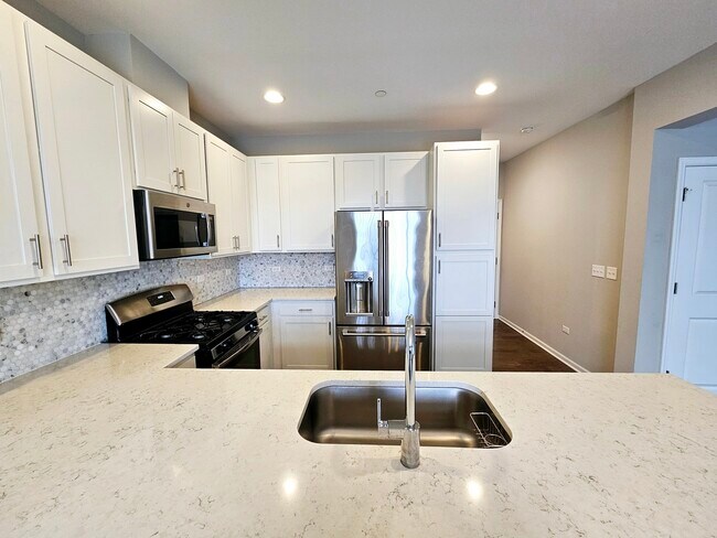 Foto del edificio - 3247 N Heritage Ln