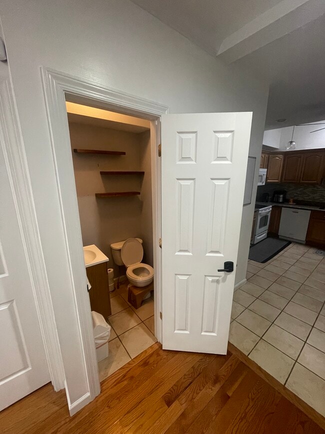 .5 bath first floor - 1507 N Hancock St