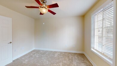 Interior Photo - Arbor Park of Alexandria