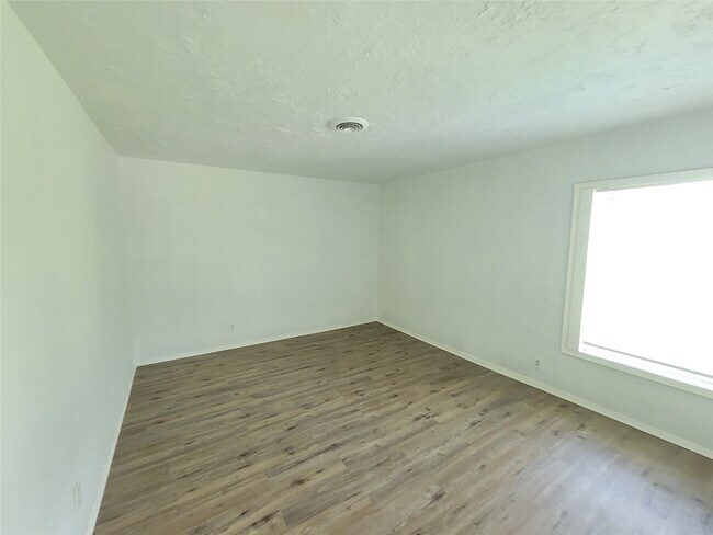 Foto del edificio - 830 Becker St