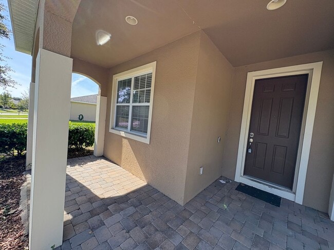 Building Photo - LARGE// Brand New 4/3.5 Bedroom Home in Br...