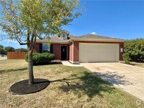 Building Photo - 305 Mesa Dr
