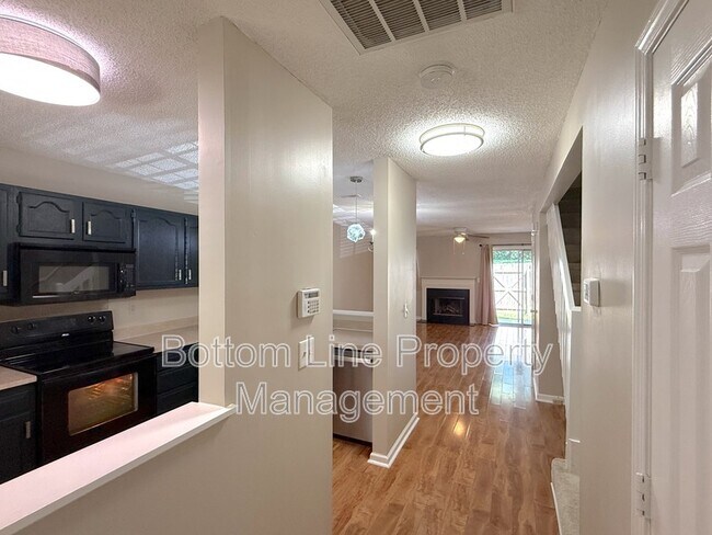 Foto del edificio - 3635 Huyton Ct