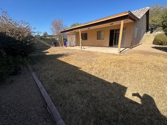 Foto del edificio - GILBERT SINGLE LEVEL HOME NEAR SAN TAN MALL