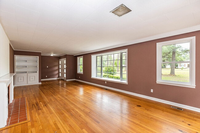 Building Photo - 405 Springfield Ave