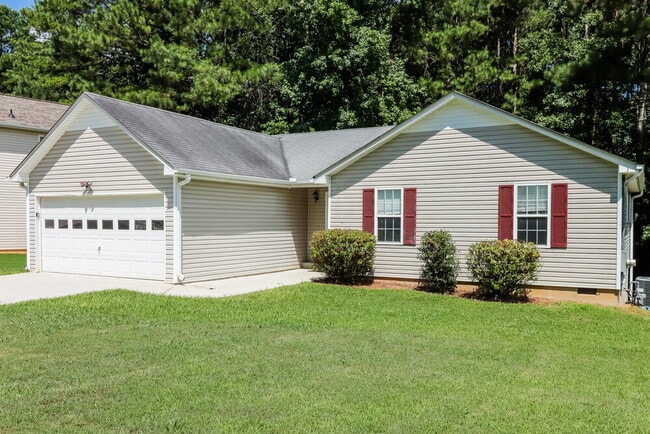 Building Photo - 757 Newport Dr