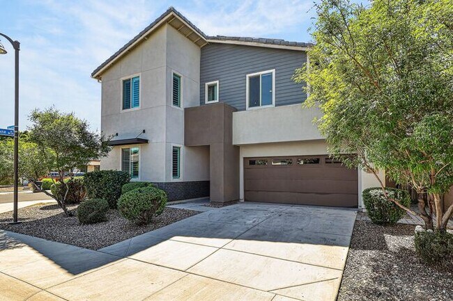 Foto del edificio - Stunning 5 Bed/5Bath Home in Gated Community – Over 3,100 SqFt of Modern Living -New Carpet throu...