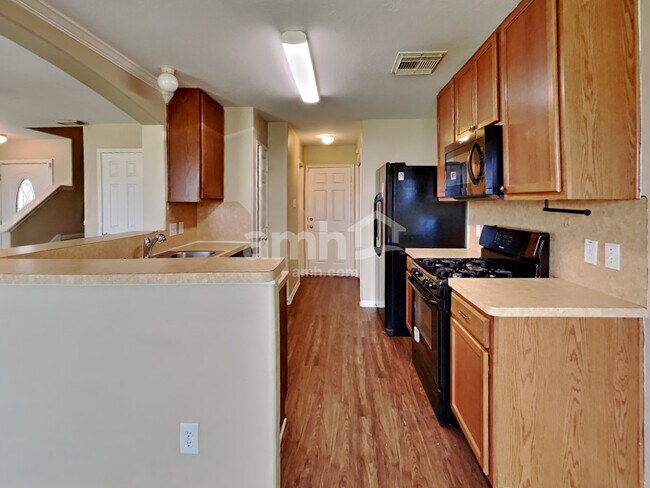 Foto del edificio - 3719 Forney Ridge Ln