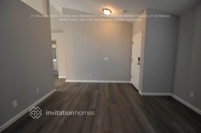 Building Photo - 1346 Lois Ln