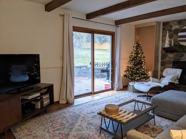 Foto del edificio - 3 Bedroom 1.5 Bathroom Single Family