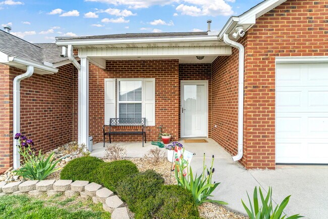 Foto del edificio - 7028 High Alpine Ln
