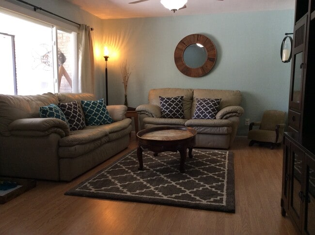 Building Photo - 533 Legume Drive