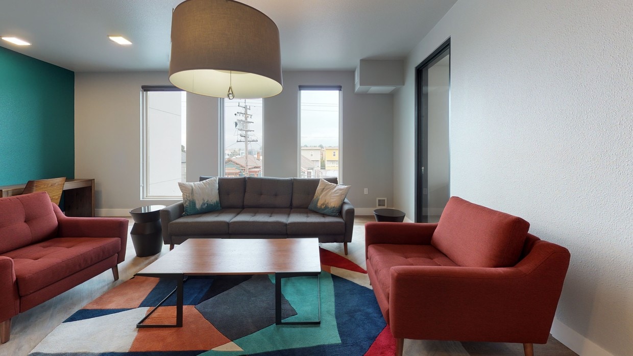 Photo - Hollis Oak Apartments