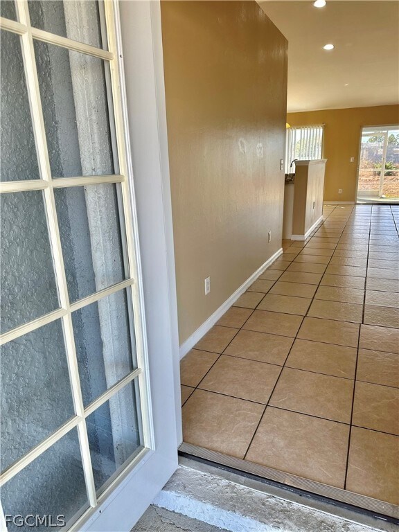 Foto del edificio - 2015 Xelda Ave N