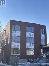 Building Photo - 184 Woodroffe Ave