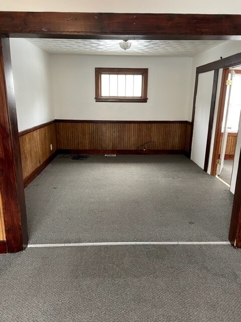 Foto del edificio - 715 1st Ave S