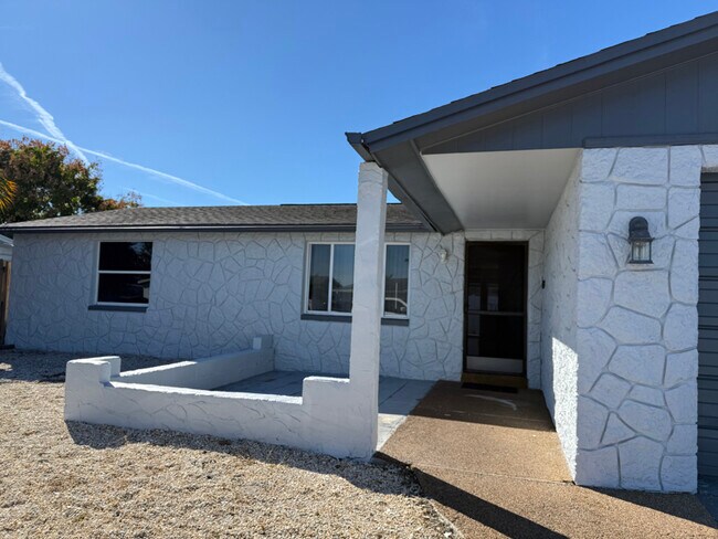 Building Photo - 9105 Sterling Ln