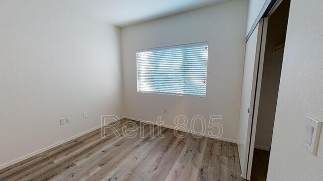 Foto del edificio - 4830 Terrace Ave