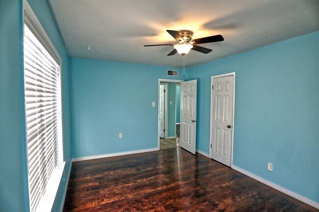 Foto del edificio - 209 Margaret Ln