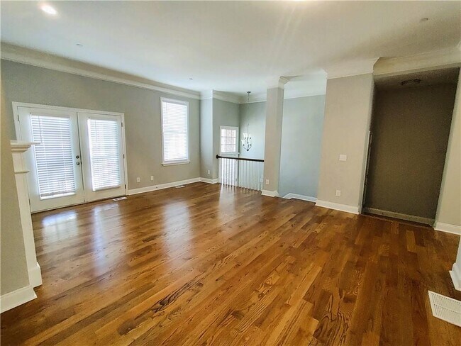 Foto del edificio - 211 Creekway Crossing SE