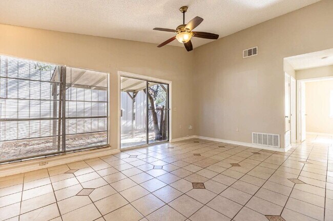 Foto del edificio - 9614 South Bend