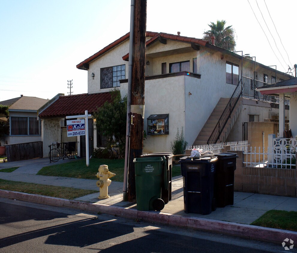 Building Photo - 11500 Truro Ave
