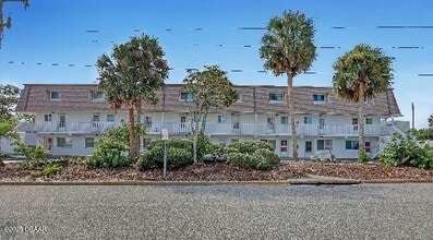 Building Photo - 60 Vining Ct