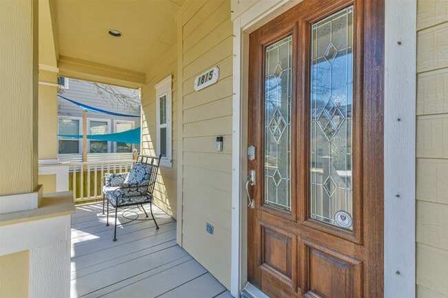 Building Photo - 1815 28th St